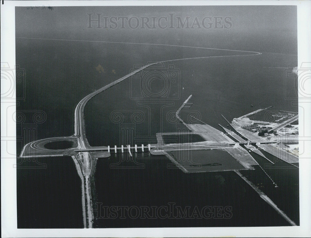 1980 Press Photo New dike over sections of Former Zuyder Zee - Historic Images