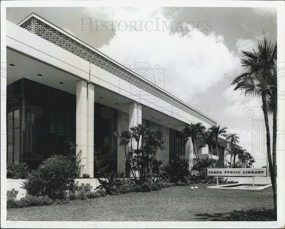 1969 Press Photo of  Tampa Public   Library. - Historic Images