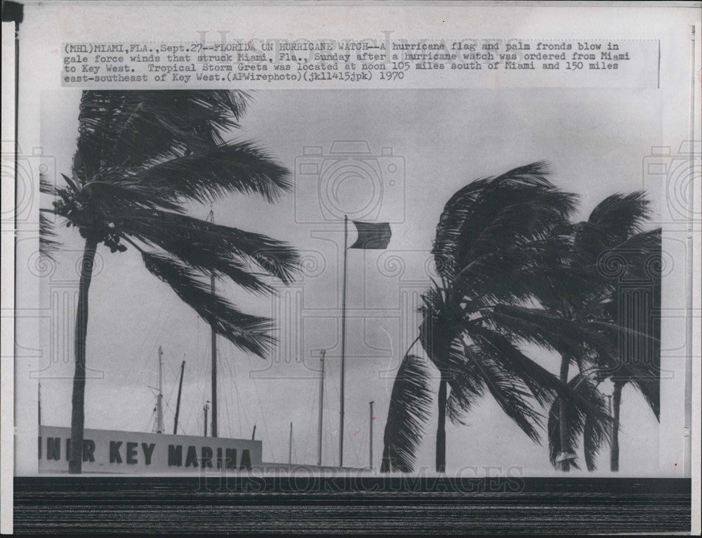 1970 Press Photo Hurricane Watch Flag/Florida/Gale Winds/Tropical Storm Greta - Historic Images