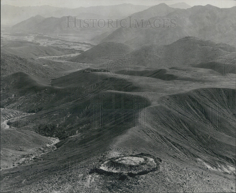 Press Photo Mountains and scenery in Peru - Historic Images