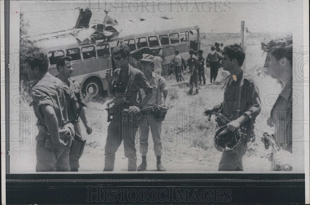 Press Photo Soldiers outside a bus - Historic Images