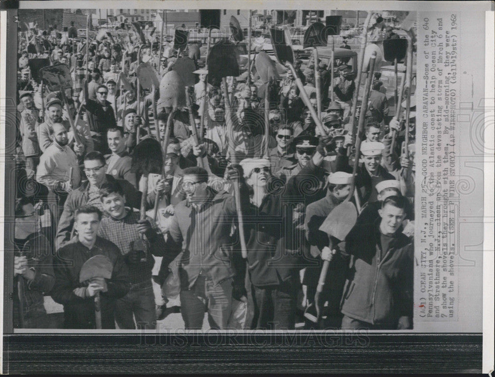 1962 Press Photo Pennsylvanians journeyed to help Ocean City &amp; Strathmore, N.J. - Historic Images