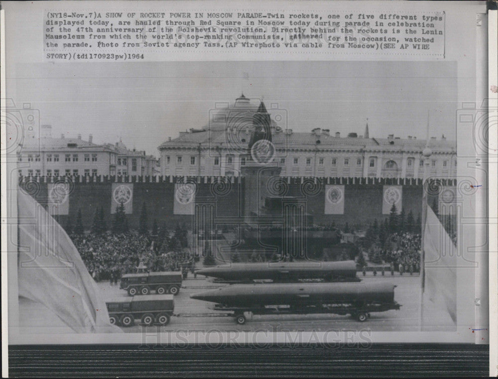 1964 Press Photo 47th Anniversary Bolshevik Revolution Parade Rockets - Historic Images