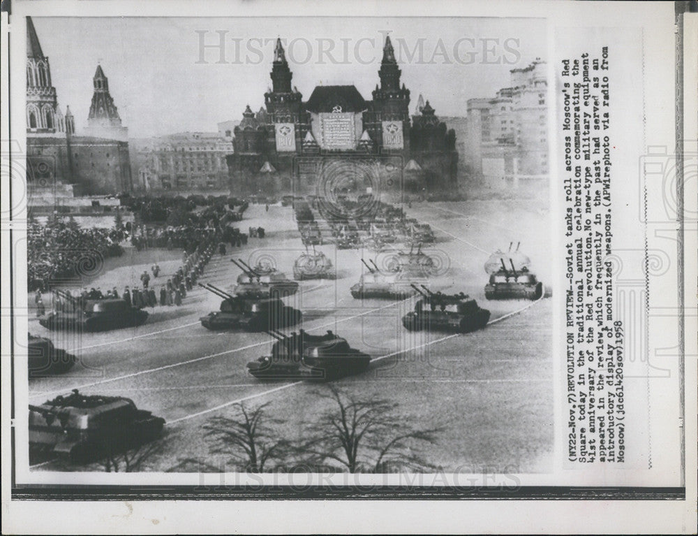 1958 Press Photo 41st Anniversary of Red Revolution - Historic Images