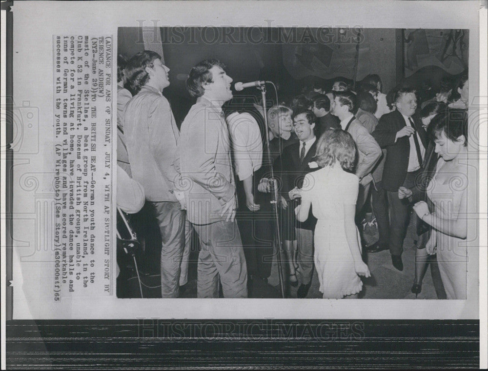 1965 Press Photo German Youth Dancing To Stellas Music Club K 52 Frankfurt - Historic Images