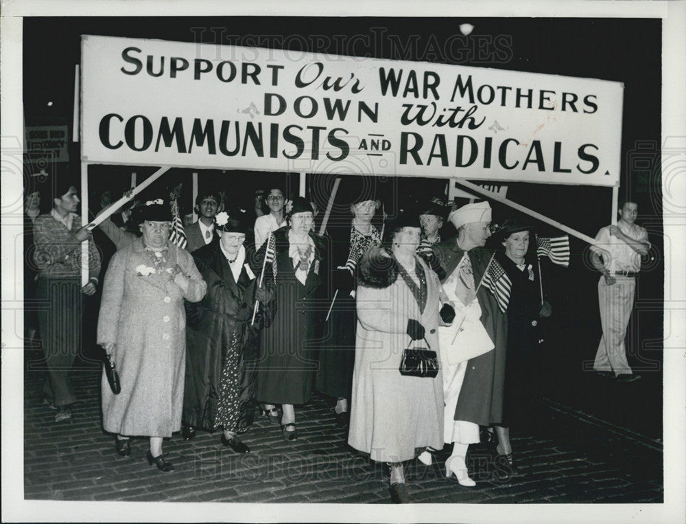 1938 Press Photo Gold Star Mothers parading to the 113th Regiment Armory - Historic Images