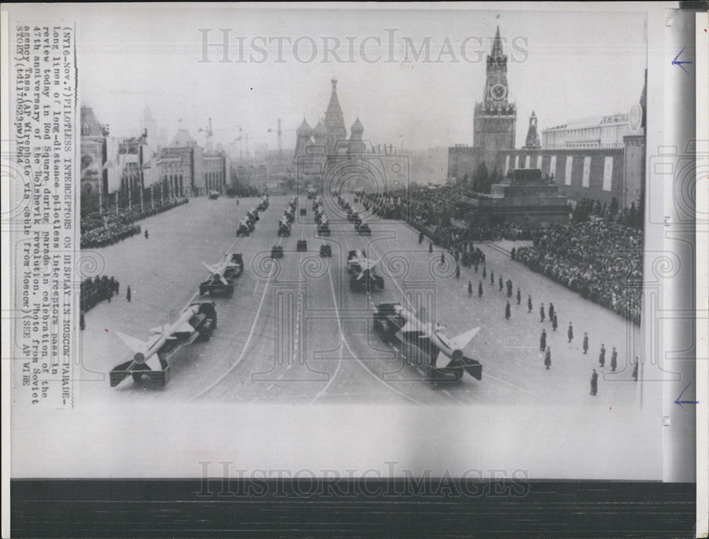 1964 Press Photo Pilotless interceptors on parade in Red Square - Historic Images