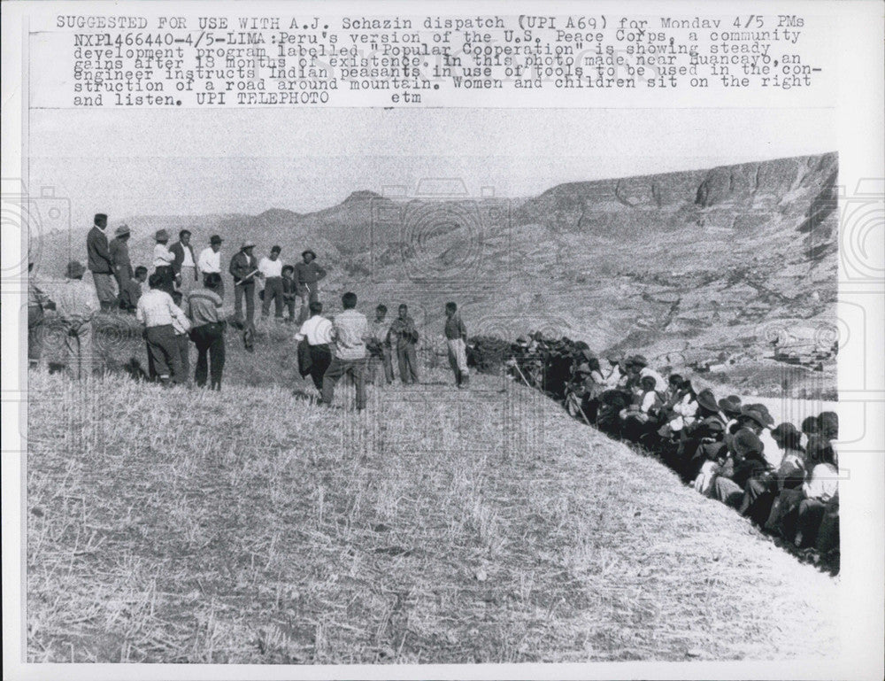 Press Photo Peru&#39;s version of US Peace Corps - Historic Images