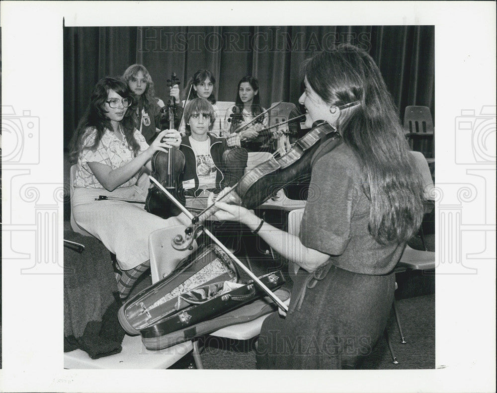 1961 Press Photo Florida State Univ Music Department Instructing School Kids - Historic Images