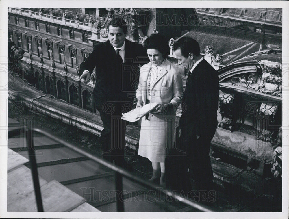 1964 Press Photo Paris France Louvre - Historic Images