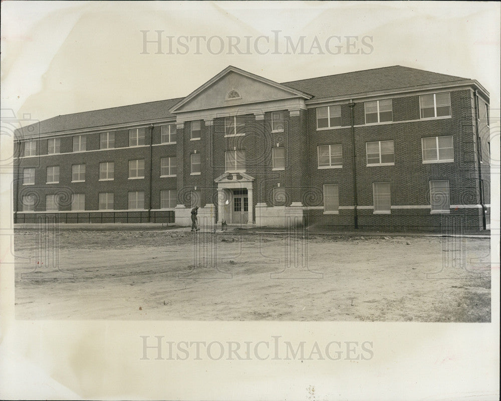 1958 Press Photo Florida A &amp; M University Dormitory - Historic Images