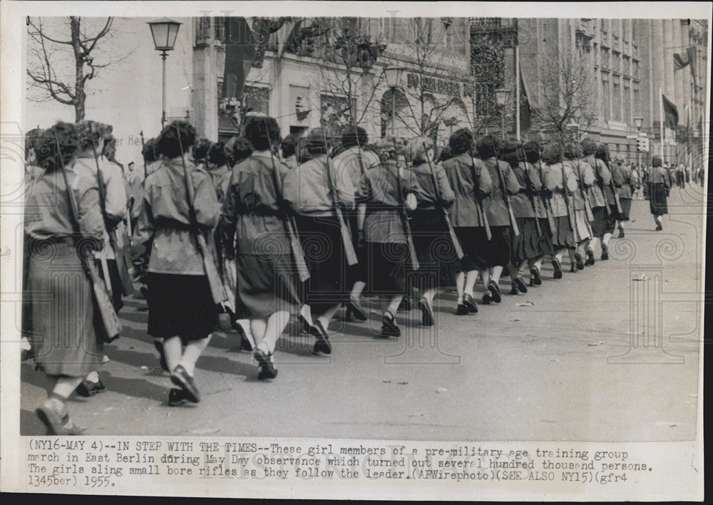 1955 Press Photo Female Pre-Military Age Training Group East Berlin May Day - Historic Images