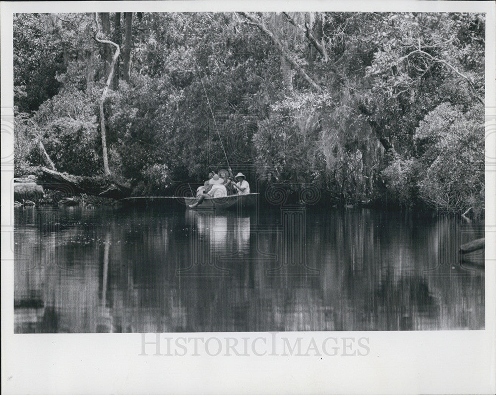 1965 Press Photo Fishermen Cast Their Lines From Gulf Hammock - Historic Images