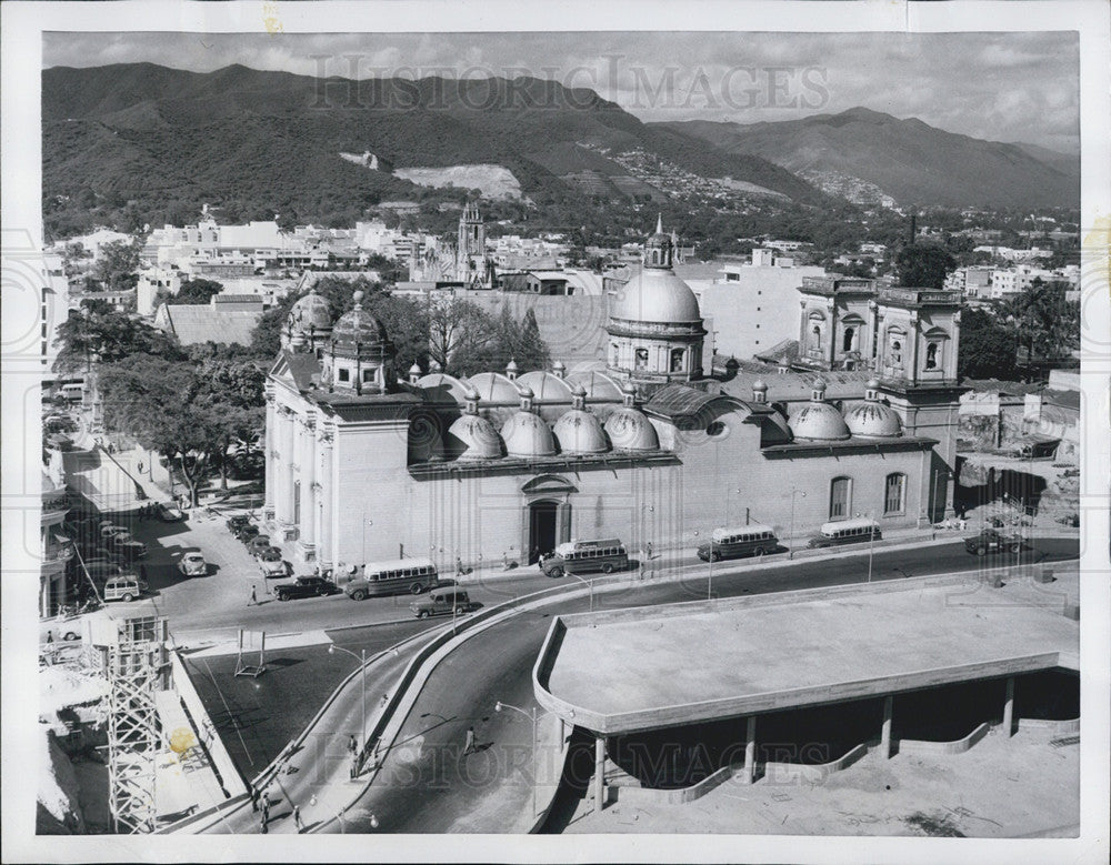 1952 Press Photo 450-year-old Church of Santa Teresa - Historic Images