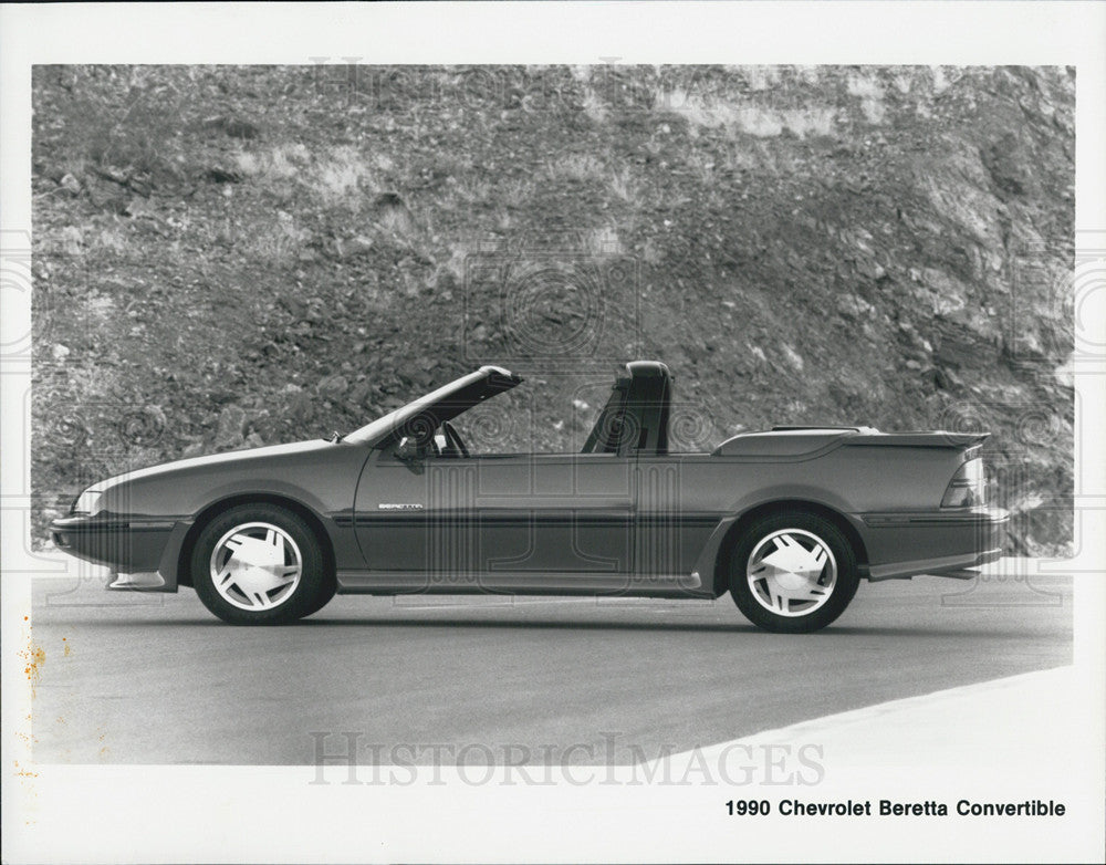 1990 Press Photo Chevrolet Beretta Convertible Automobile 1990 Model - Historic Images