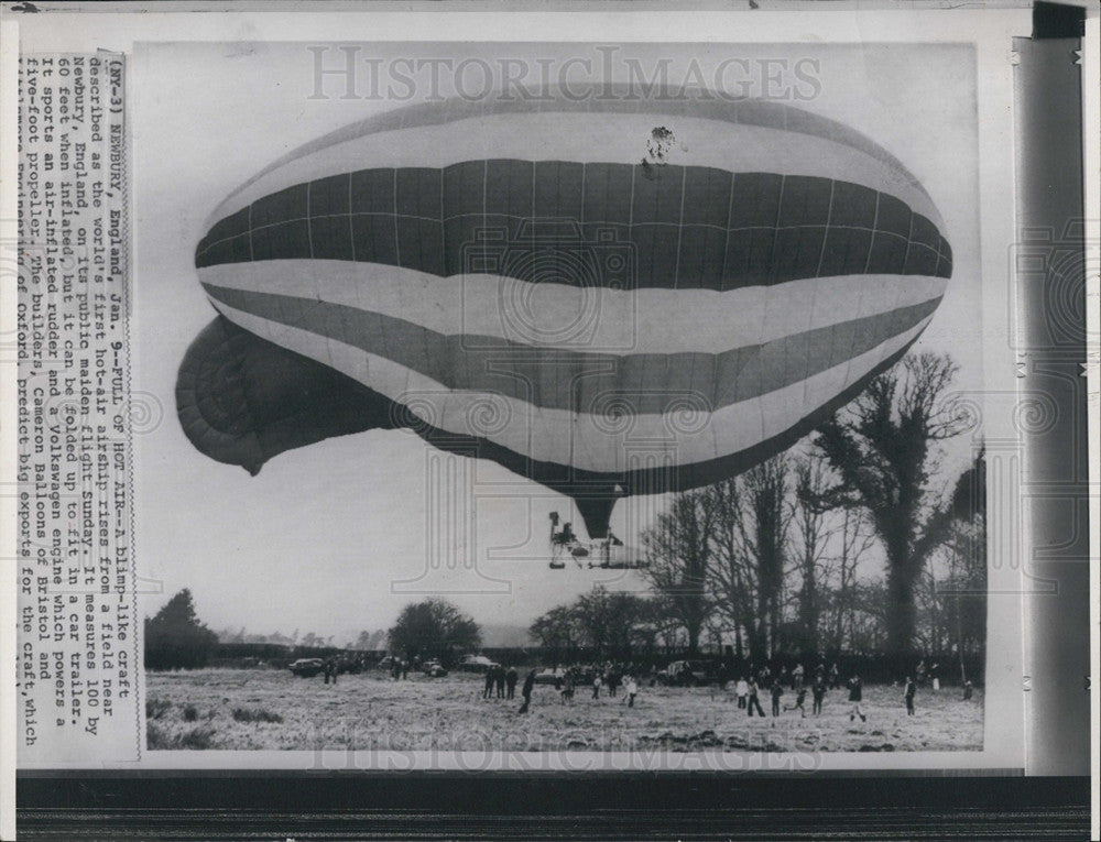 1973 Press Photo Hot-Air Airship, Newbury, England - Historic Images