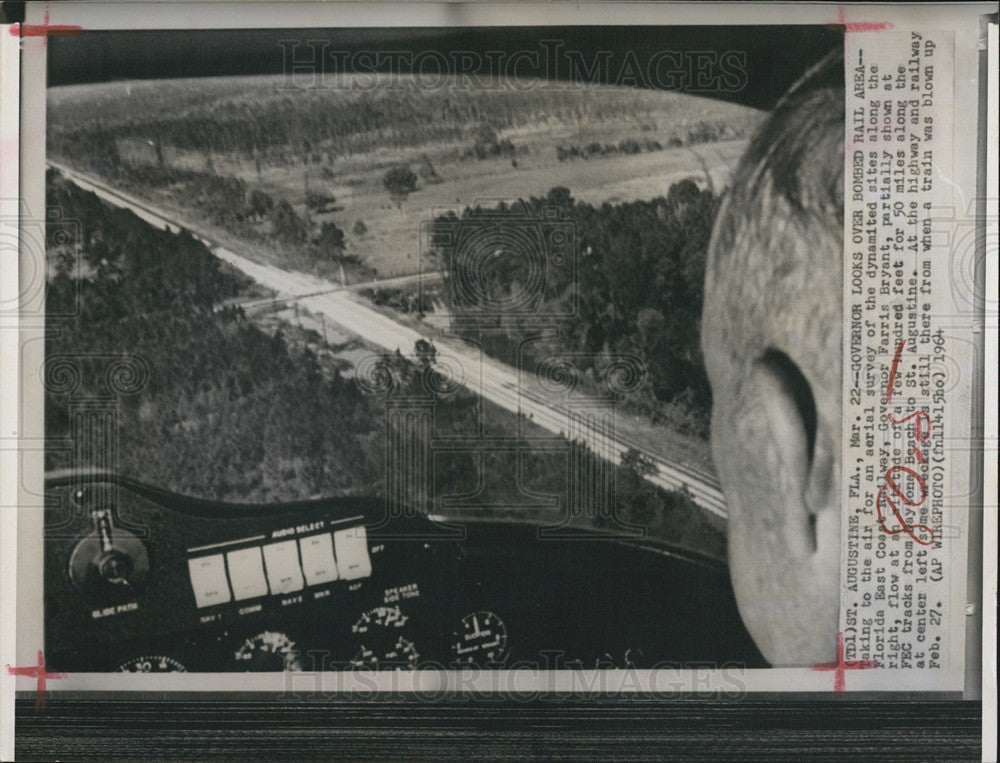 1964 Press Photo governor Farris Bryant survey of bombed rail area - Historic Images