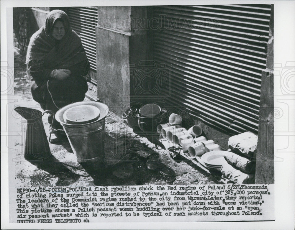 1952 Press Photo Scene from the streets of Poznan, Poland after the riots - Historic Images