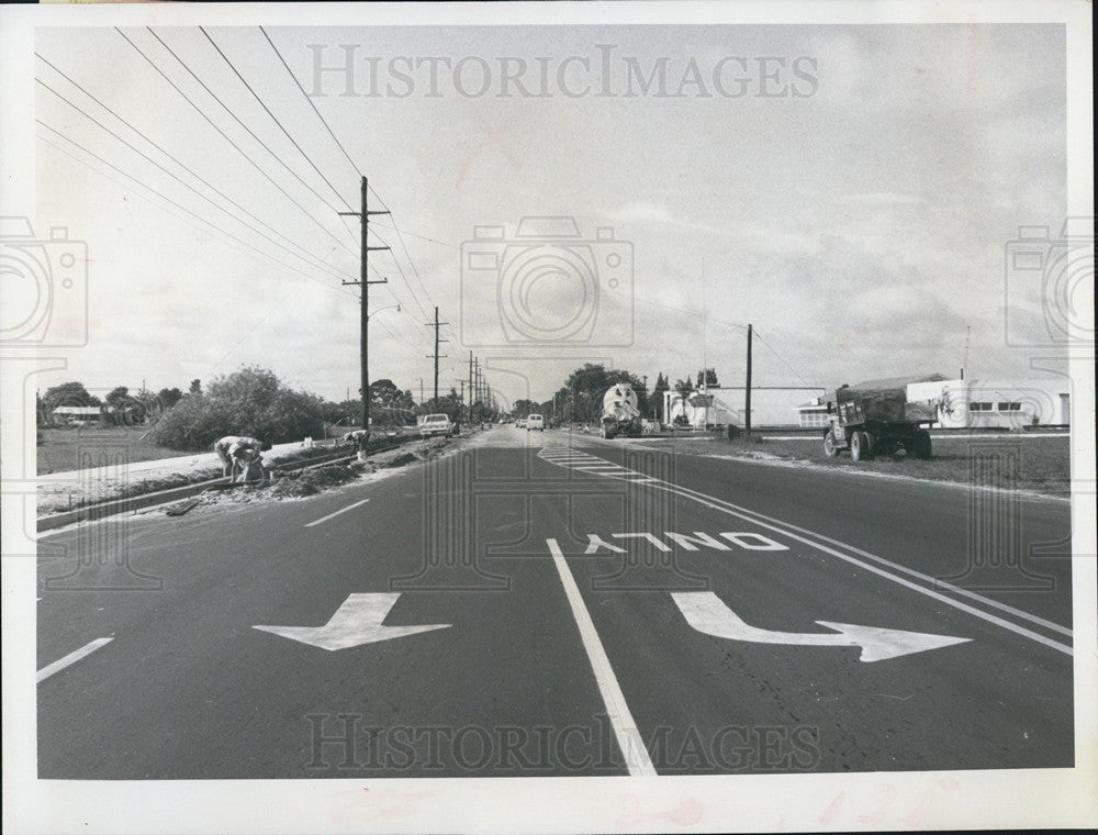 1968 Press Photo Four Lanes on Tuttle Avenue - Historic Images