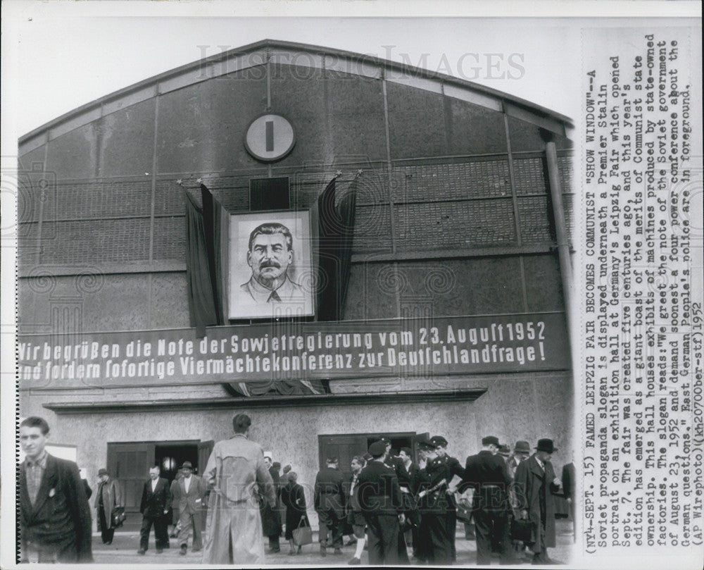 1952 Press Photo Leipzig Fair Becomes Communist Show Window Featuring Stalin - Historic Images