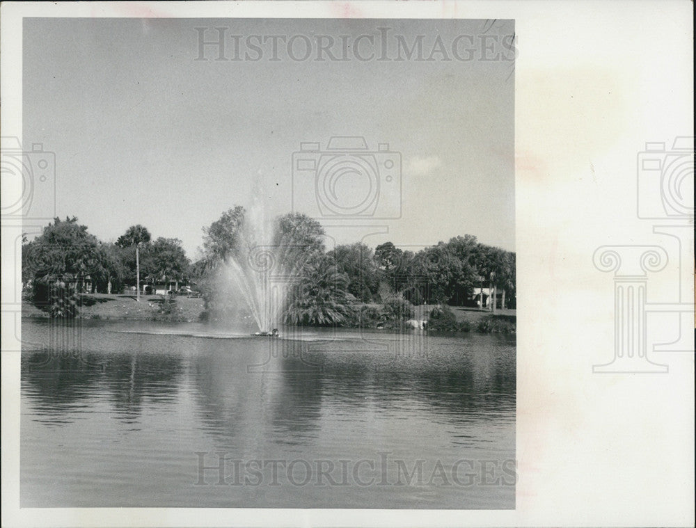 1973 Press Photo Orange Lake fountain - Historic Images