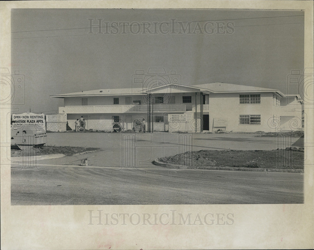 1966 Press Photo Lakeside Apartments - Historic Images