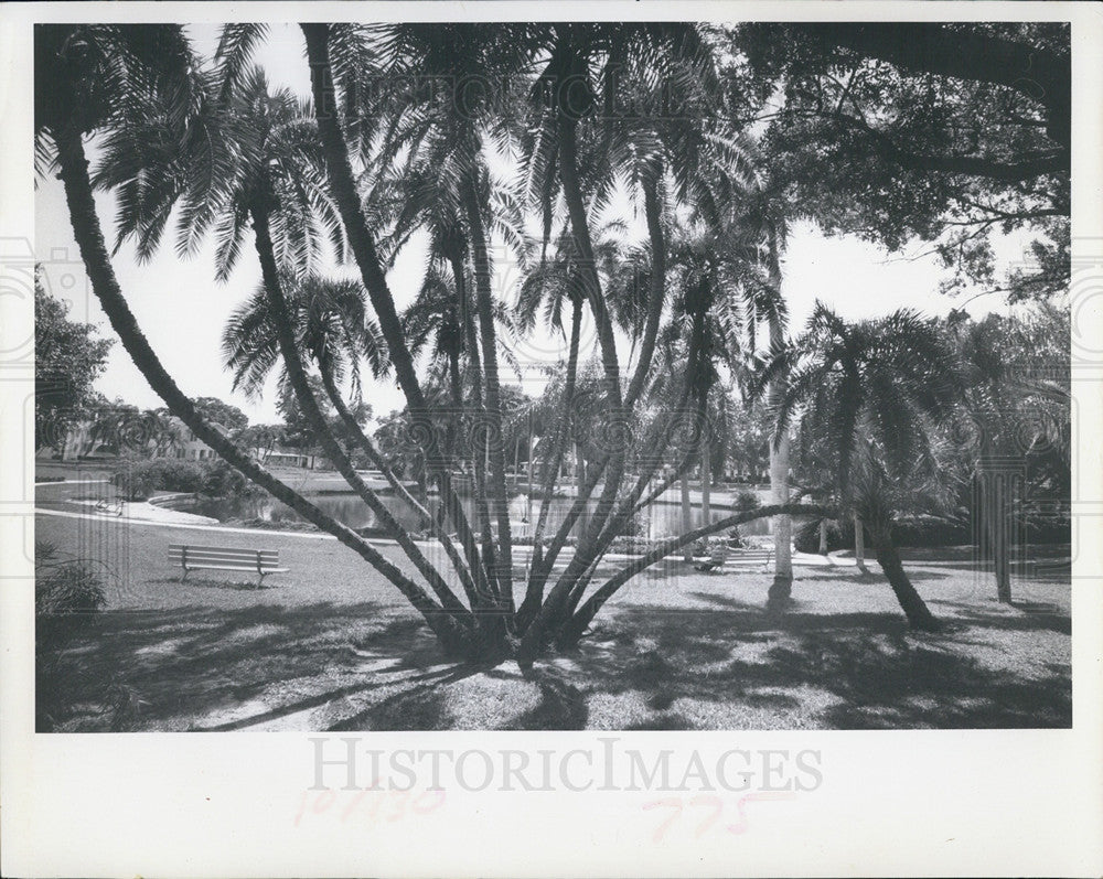 1966 Press Photo Round Lake - Historic Images