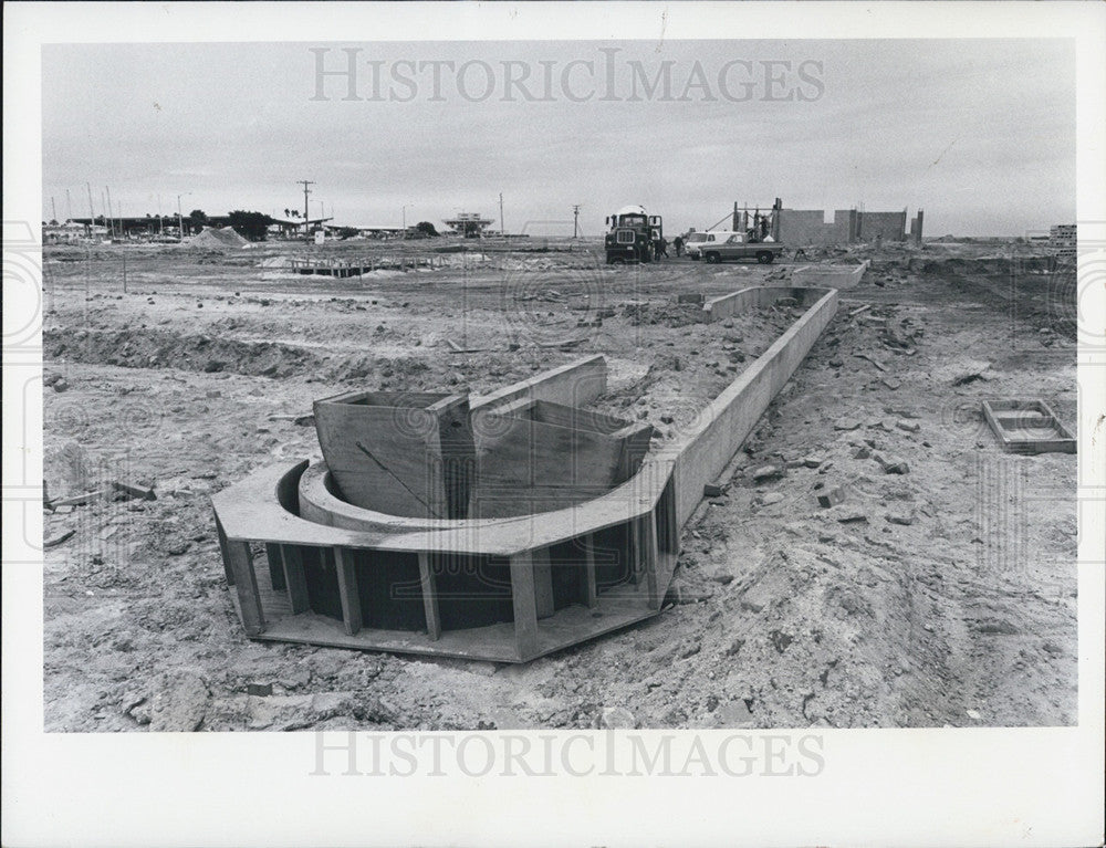 1976 Press Photo Construction of Municipal Marina and Bicentennial Park - Historic Images