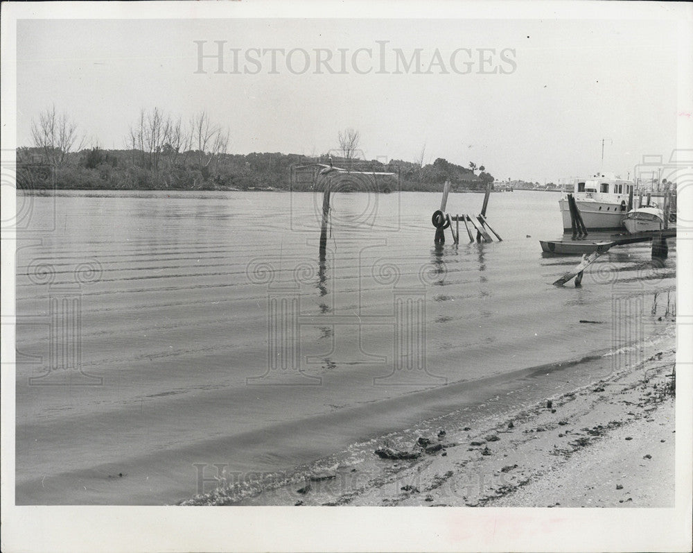 1965 Press Photo Indian Rocks Beach Scene Pelican Shore Gulf Mexico Florida - Historic Images