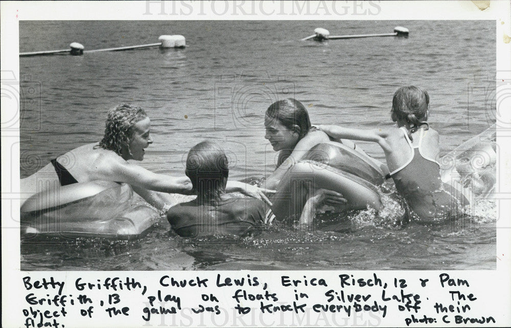 1985 Press Photo Betty Griffith, Chuck Lewis, Erica Risch, Pam Griffith - Historic Images