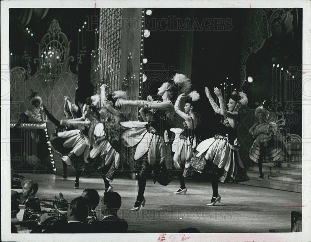 1964 Press Photo Dancers at Las Vegas Night Club - Historic Images