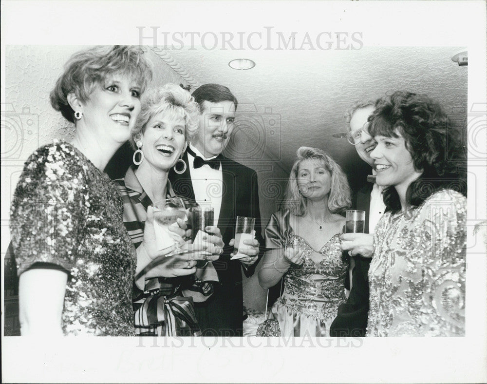 Press Photo Kim Brett, Anne Anderson, Terry Brett, Susan Amick, Steve Anderson - Historic Images