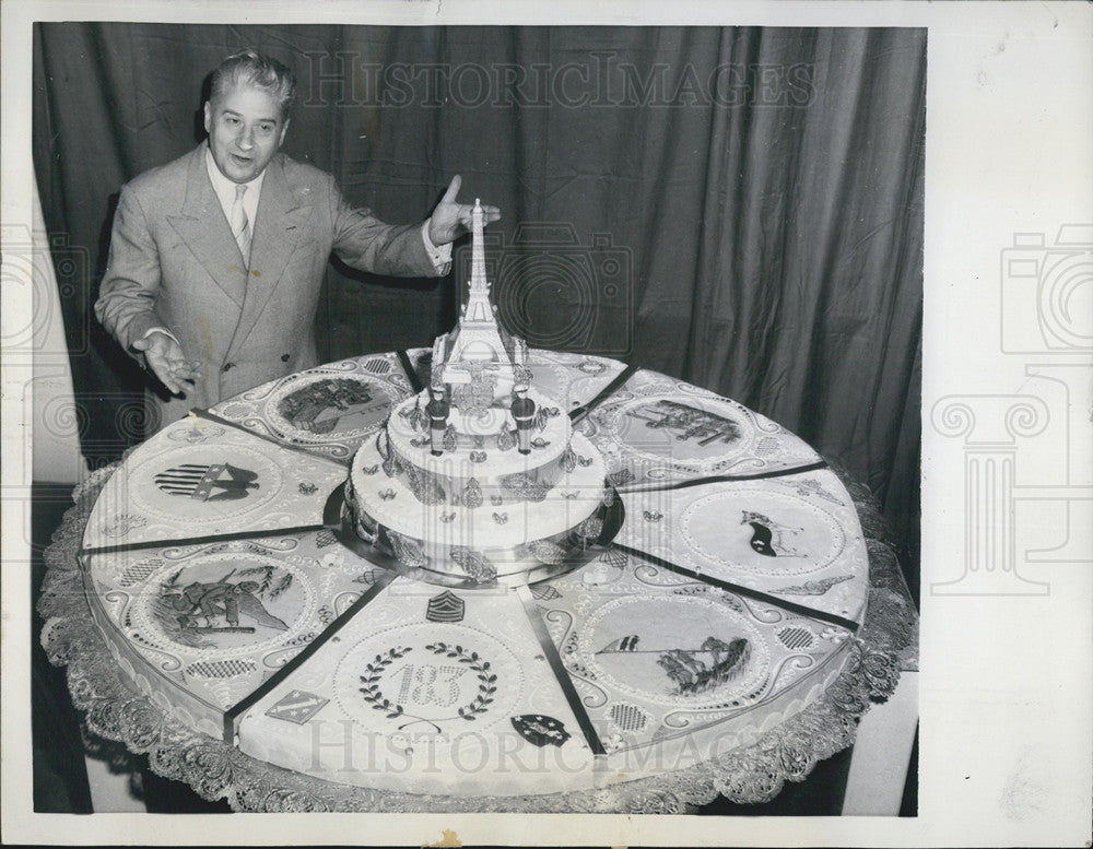 1958 Press Photo Paris Pastry Cook Pierre Franchiolo, Marine Corps Anniversary - Historic Images