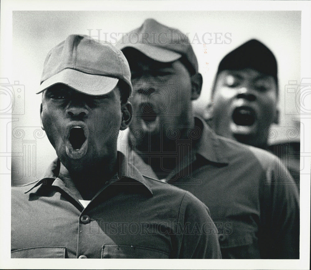 1987 Press Photo Us Prisoners Boot camp - Historic Images