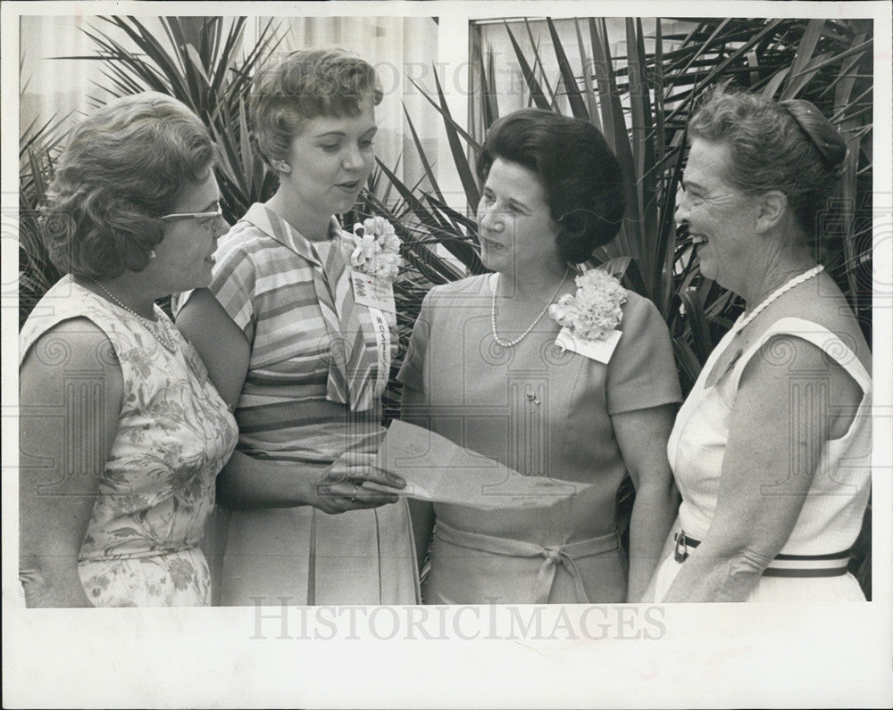 1966 Press Photo Group 100 Women Members Phi Mu Met Day Landmark Sarasota - Historic Images