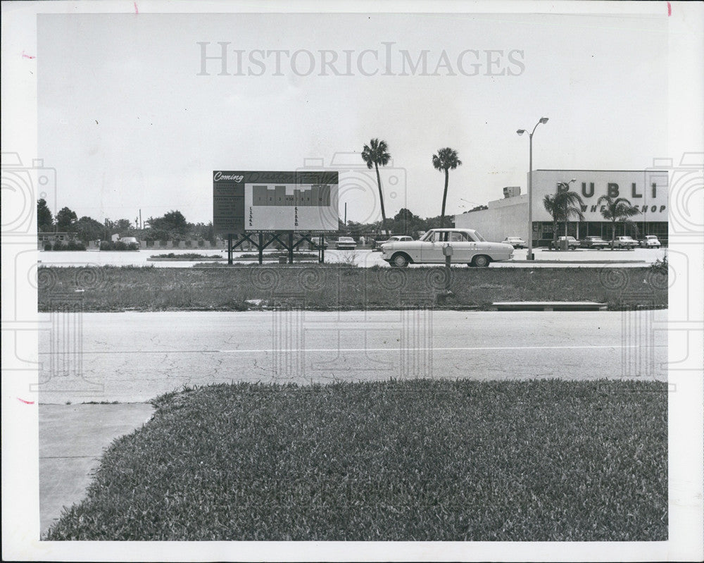 Press Photo Site of shopping center 49th Street North near 38th Avenue - Historic Images