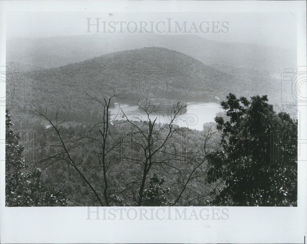 Press Photo Mountain wilderness area - Historic Images