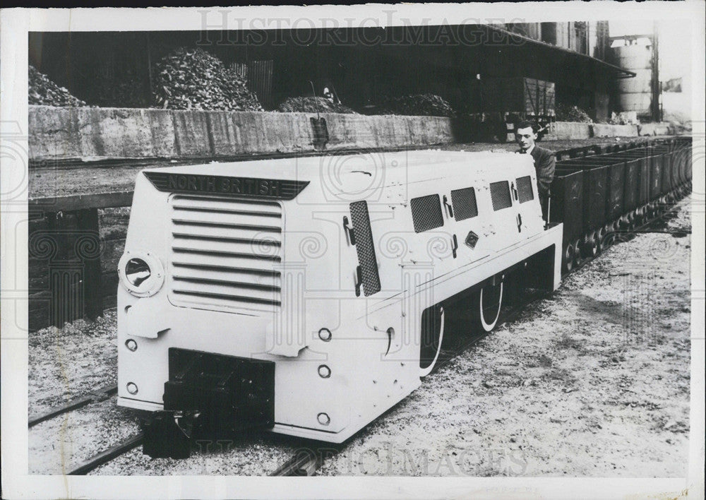 1948 Press Photo North British Miner Mining Train Glasgow Scotland - Historic Images