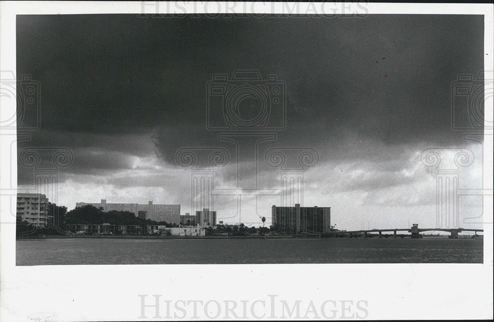 1983 Press Photo Storm, Clearwater Bay, Florida - Historic Images