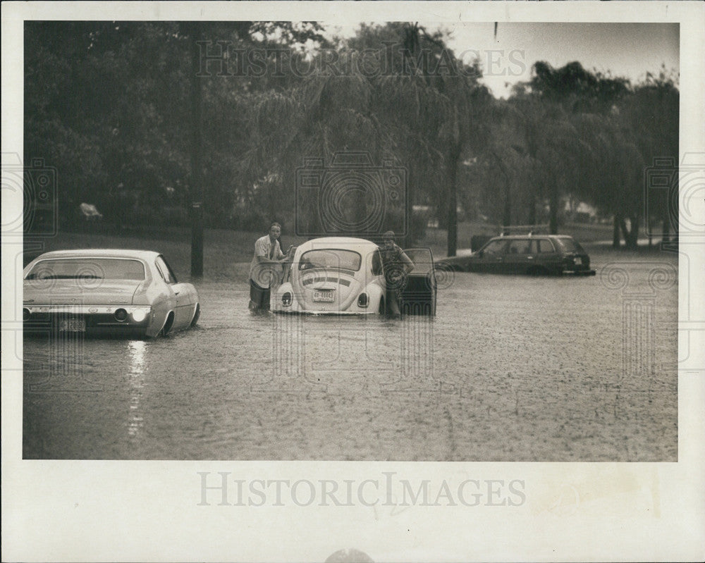 1977 Press Photo Tornado St Petersburg Electrical Storm Damage Floods - Historic Images