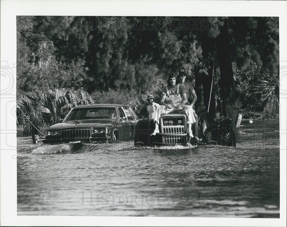 1982 Press Photo St Petersburg Flood Waters - Historic Images