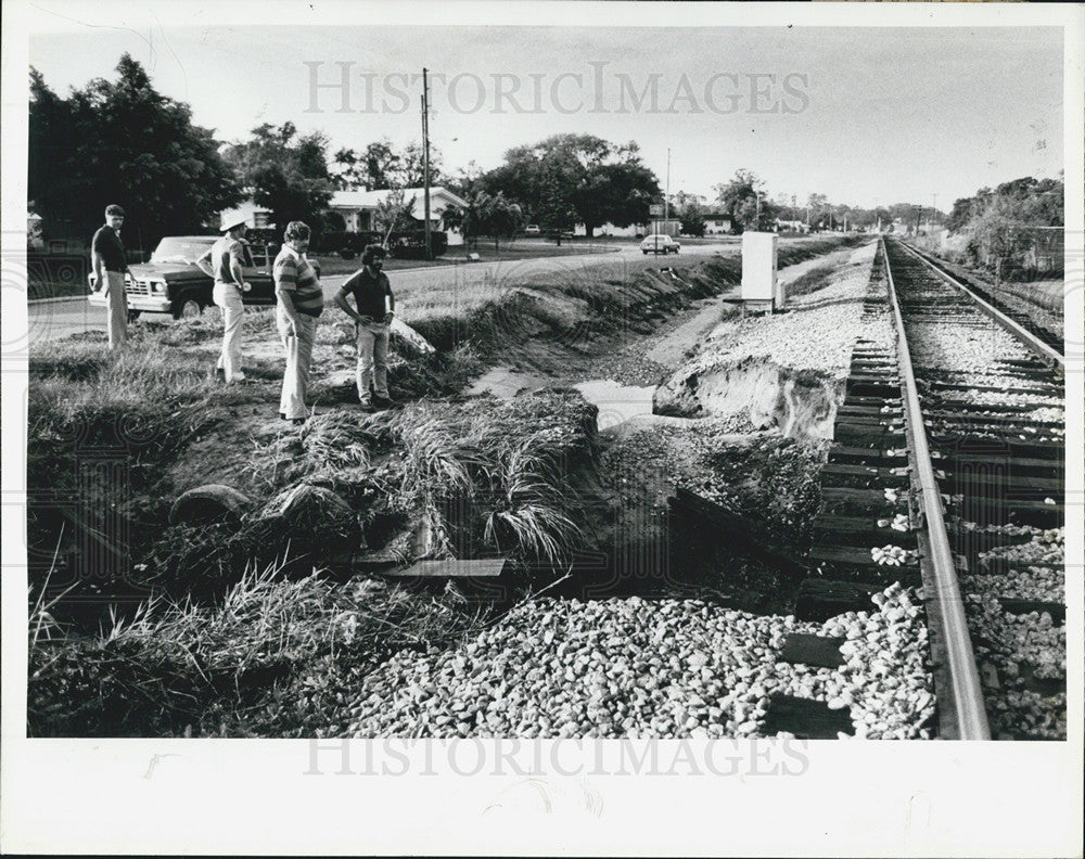 1979 Press Photo Storm Erosion Damage St Petersburg - Historic Images