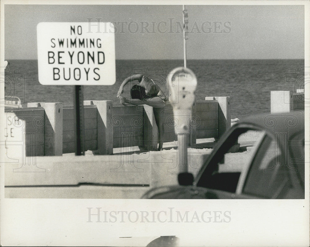 1971 Press Photo Univ. of Cincinnati Rose Lampe practices ballet Clearwater - Historic Images