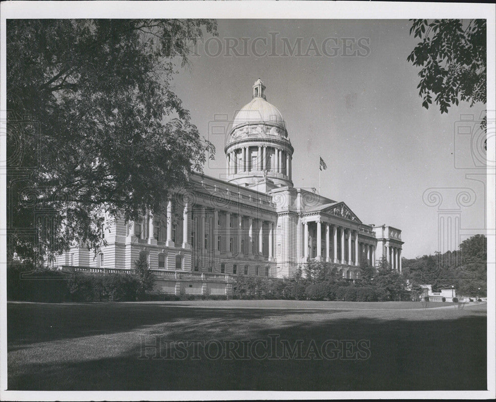 1965 Press Photo Capitol of commonwealth of Kentucky in Frankfort - Historic Images