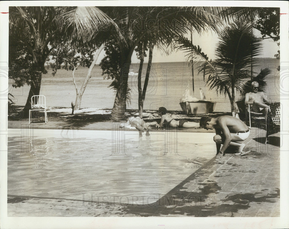 1966 Press Photo Swimming Pool, Coral Sea Riviera - Historic Images