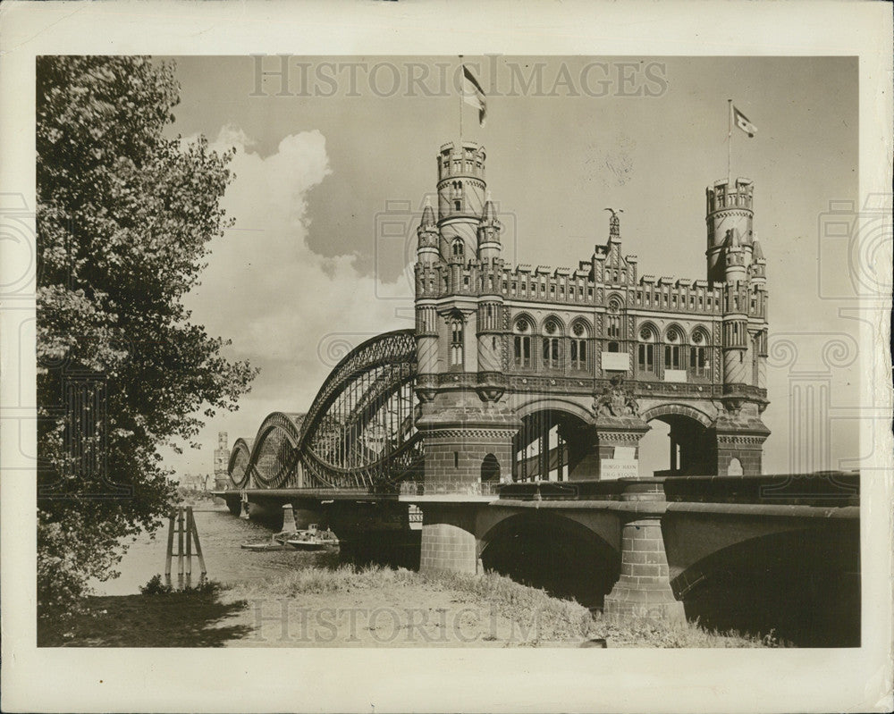 Press Photo Pictured is a suspension bridge in France. - Historic Images