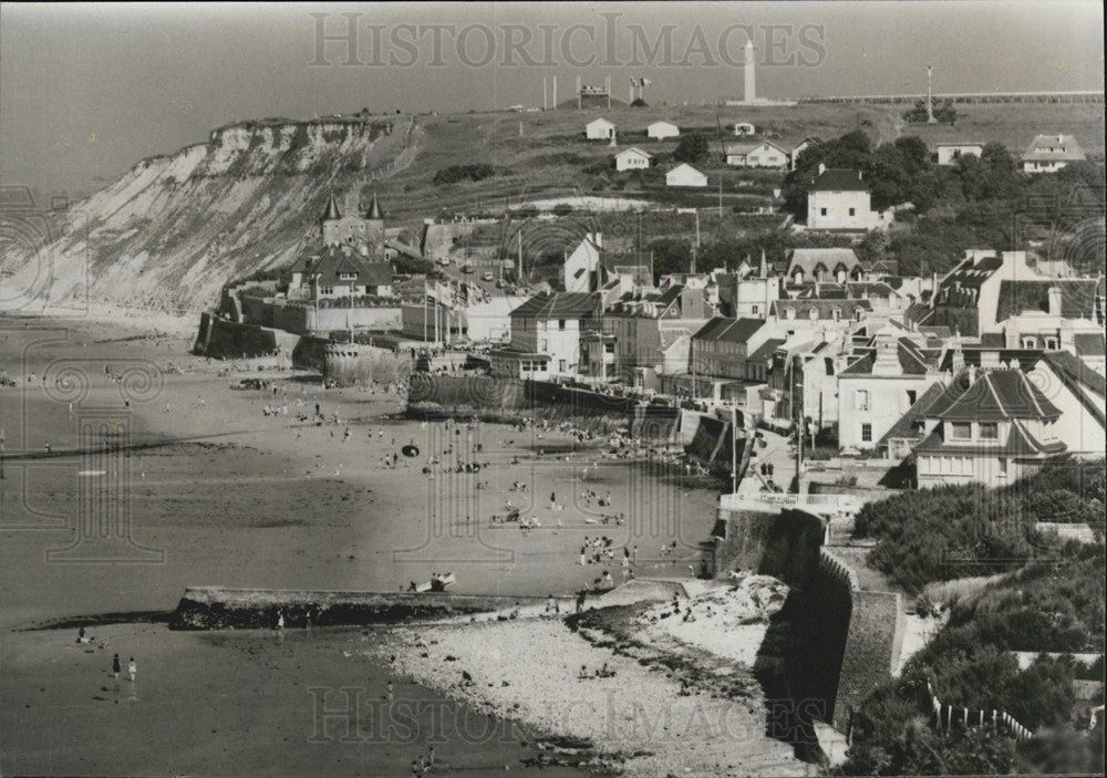 1979 Press Photo Arromanches seaside resort was part of the &#39;Mulberry&#39; operation - Historic Images