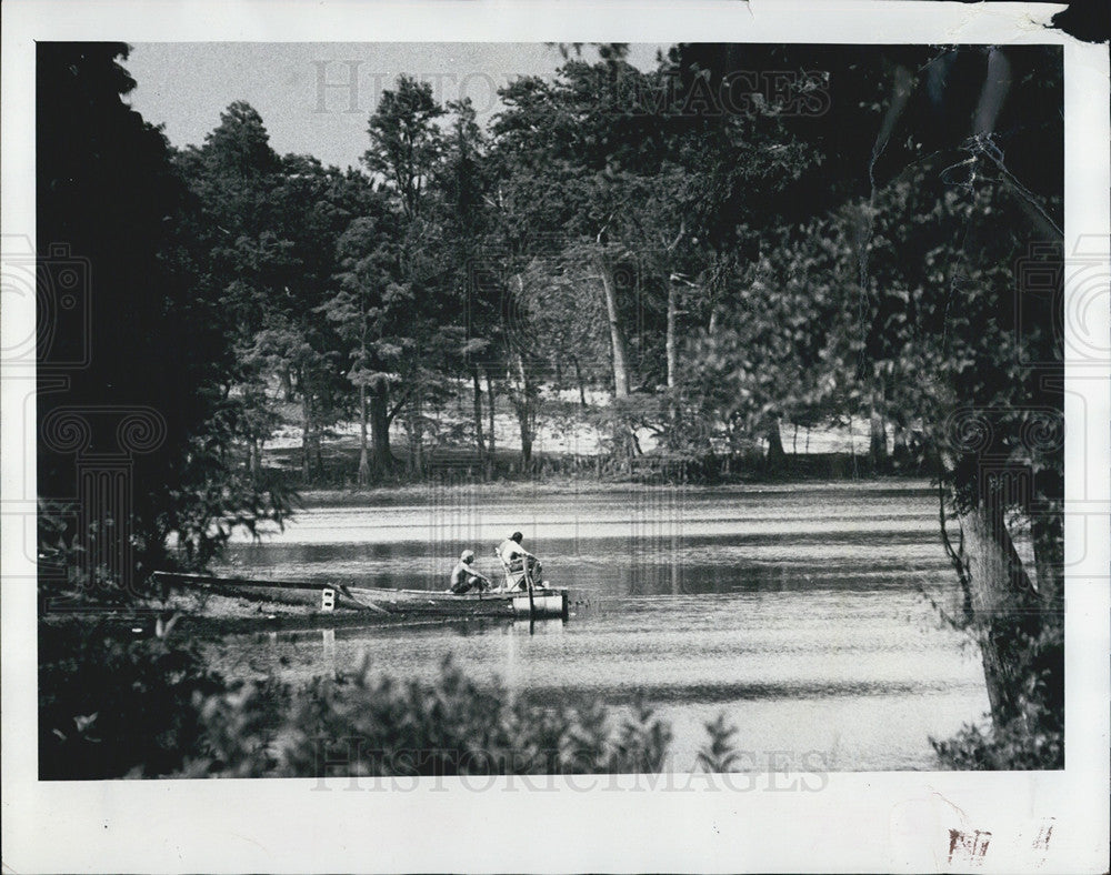 1977 Press Photo Bass Lake in Port Richey - Historic Images