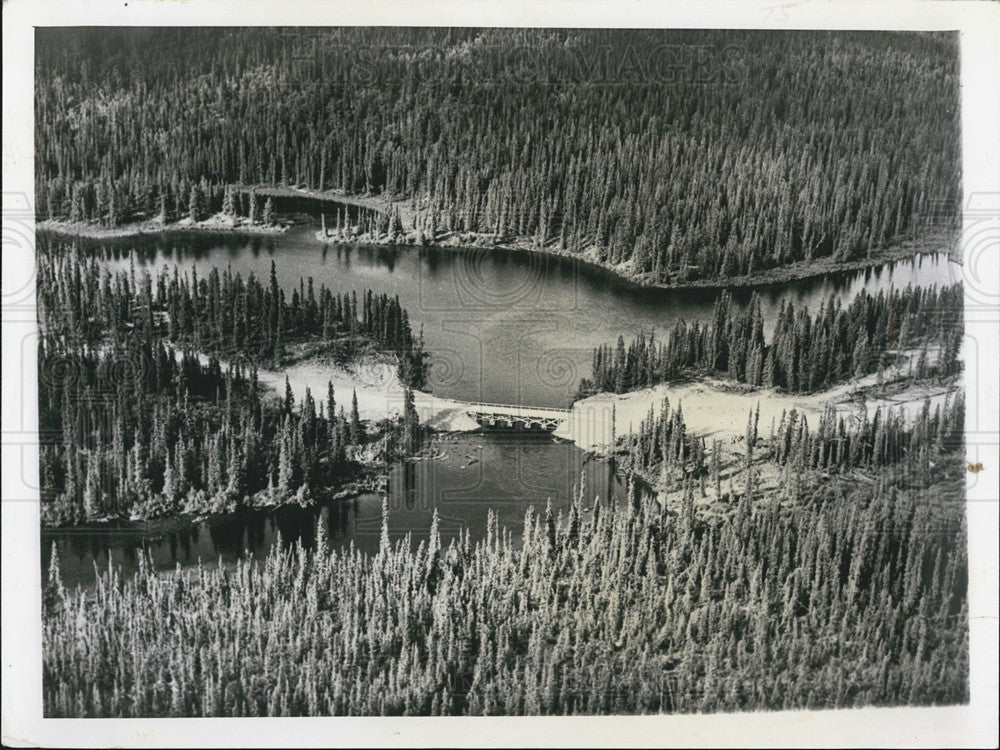 Press Photo Alaskan wilderness - Historic Images