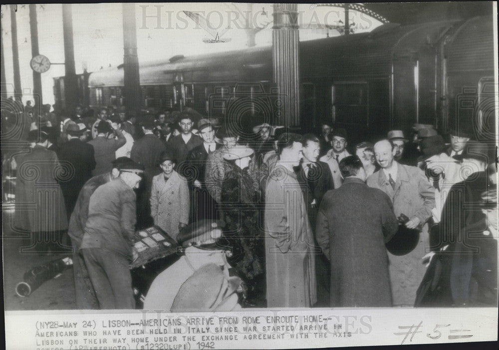 1942 Press Photo Americans held Italy war Lisbon exchange agreement Axis - Historic Images